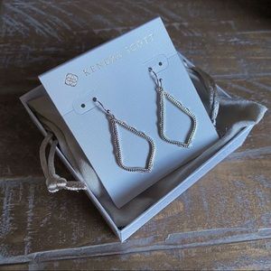 Kendra Scott Sophia Drop Earrings